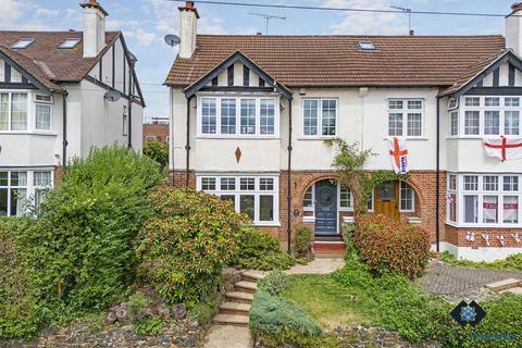 3 bedroom semi-detached house for sale, Westbury Drive, Brentwood, CM14