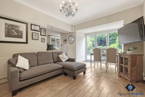 3 bedroom semi-detached house for sale, Westbury Drive, Brentwood, CM14