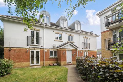 2 bedroom apartment for sale, Basildon Close, Watford, Hertfordshire