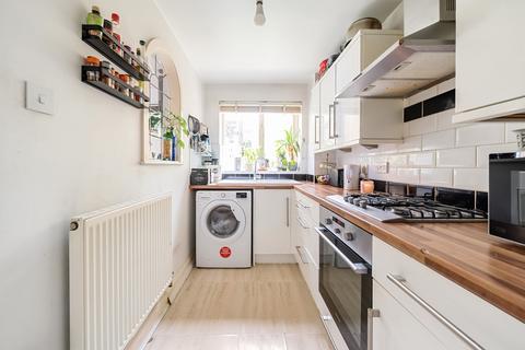 29 Basildon Close, Watford, WD18 8WL