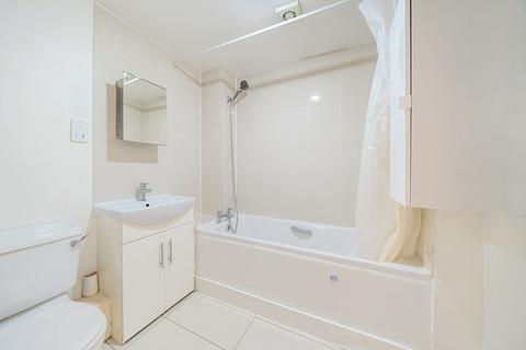 29 Basildon Close, Watford, WD18 8WL