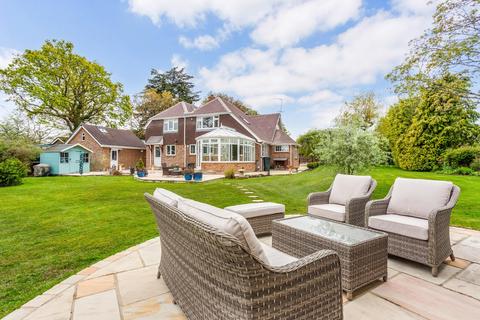 4 bedroom detached house for sale, Brownhill Road, New Milton, Hampshire, BH25