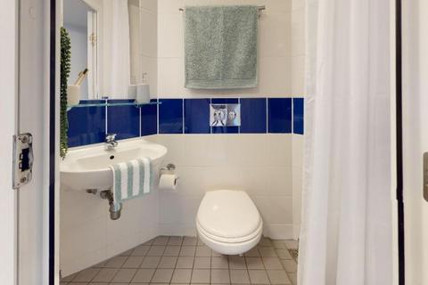 1 bedroom in a flat share to rent, Gold En Suite Plus at Tufnell House, Huddleston Road N7