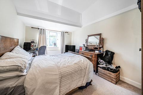 2 bedroom flat for sale, Culverden Road, Balham