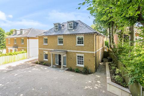 5 bedroom detached house for sale, Chilbolton Avenue, Winchester, Hampshire, SO22