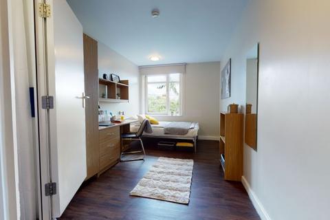 1 bedroom in a flat share to rent, Silver En Suite at Tufnell House, Huddleston Road N7