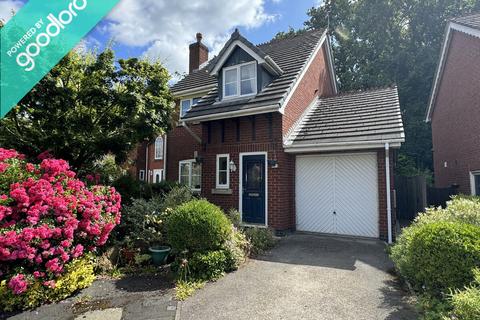 3 bedroom detached house to rent, Bronington Close, Manchester, M22 4ZQ