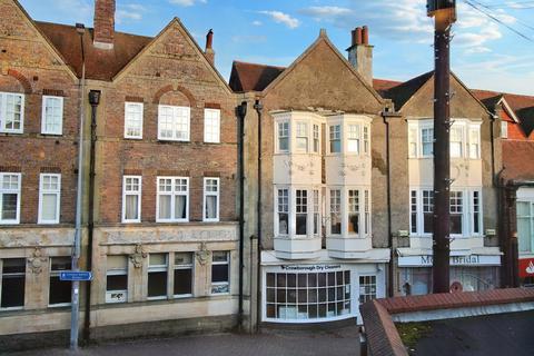 2 bedroom apartment to rent, High Street, East Sussex TN6