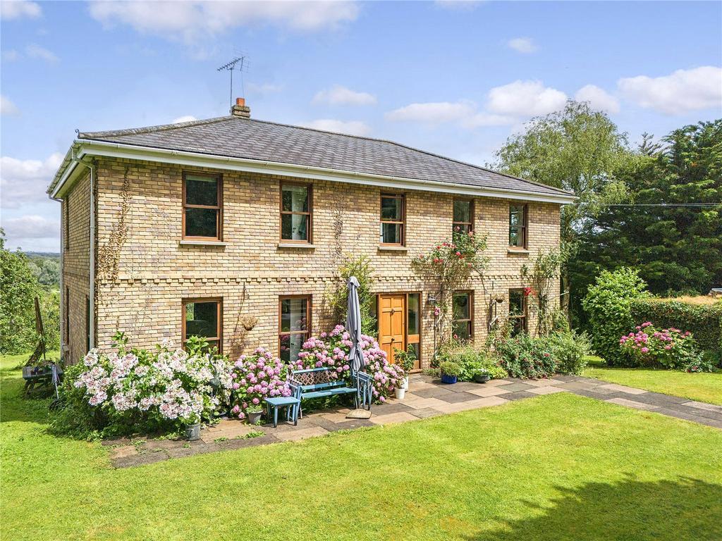 Beeleigh Road, Maldon, Essex, CM9 4 bed detached house for sale £