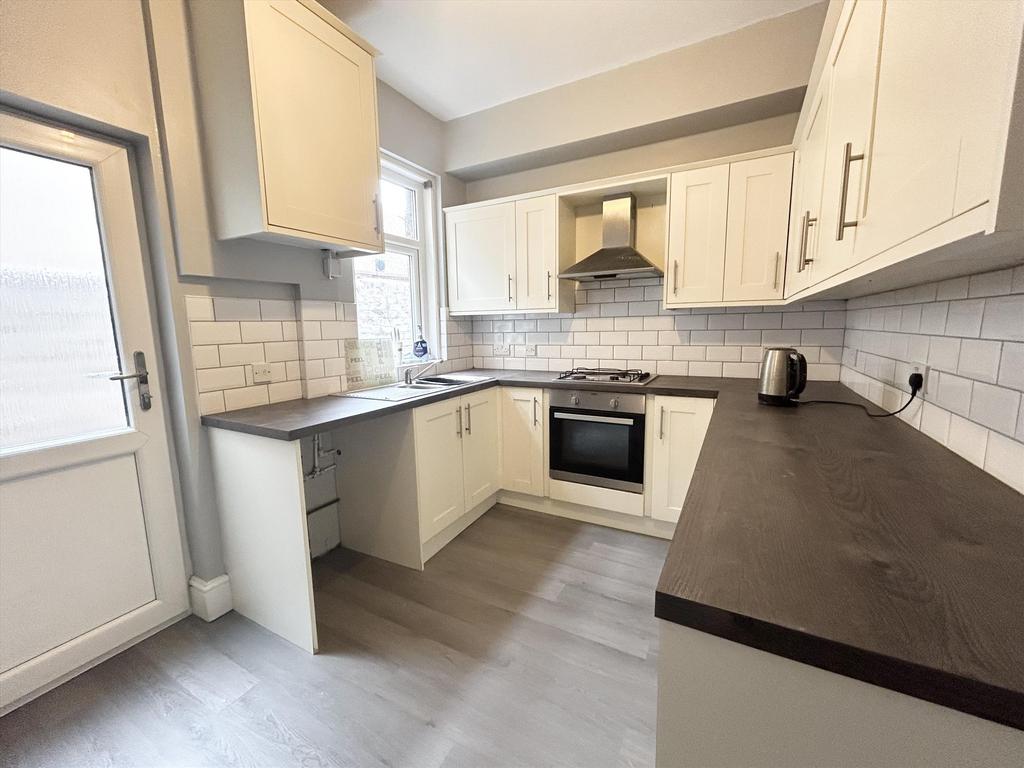 Kitchen 3