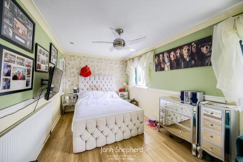 138 Arlescote Road, Solihull, B92 9HZ
