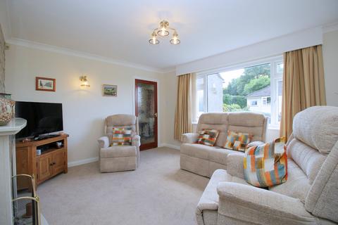 3 bedroom semi-detached house for sale, Priestthorpe Road, Bingley, West Yorkshire, BD16