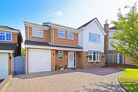 4 bedroom detached house for sale, Stanbrook Road, Shirley, B90