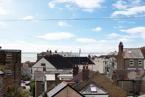 4 bedroom cottage for sale, Crow Hill, Broadstairs, CT10