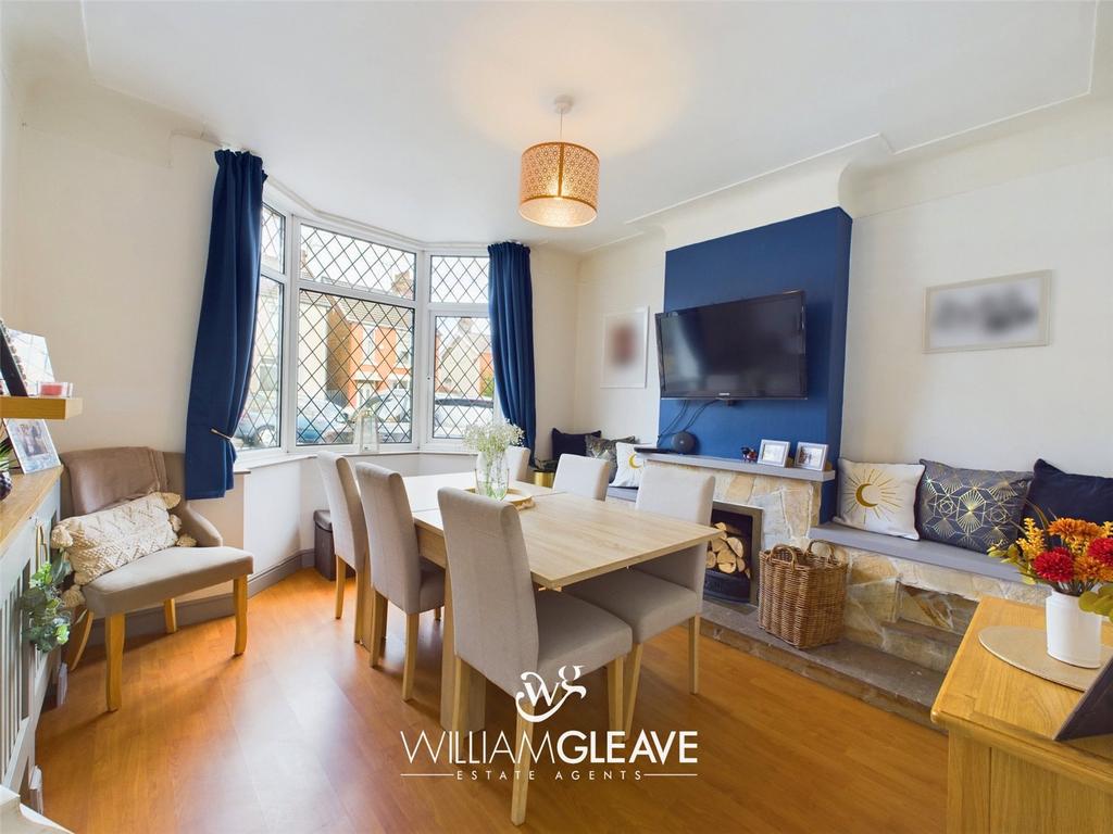 Liverpool Road, Buckley CH7 3 bed semidetached house for sale £210,000