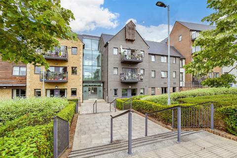 2 bedroom flat for sale, The Boulevard, Horsham, West Sussex