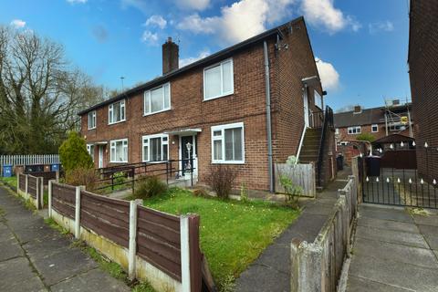 2 bedroom flat for sale, Hereford Grove, Cadishead, M44