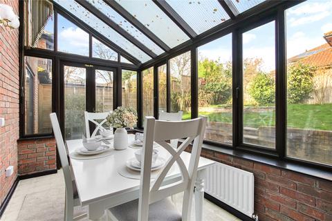 6 Westwates Close, Bracknell, RG12 2ED