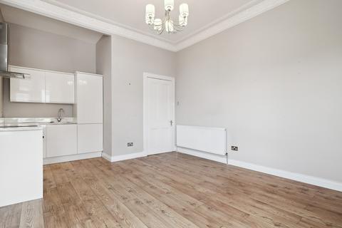 2 bedroom flat for sale, Brunton Street, Flat 1/2, Muirend, Glasgow, G44 3DU