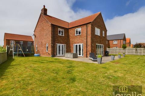 4 bedroom detached house for sale, Stoneleigh Farm Drive, Maltby le Marsh LN13