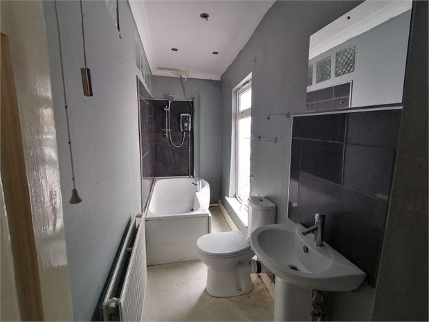 Family bathroom