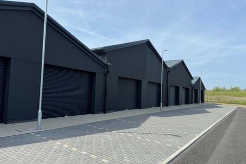 Industrial unit to rent, West Moss Lane, Lytham St. Annes FY8