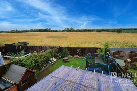 3 bedroom detached house for sale, Godwit Close, Cambridgeshire PE7