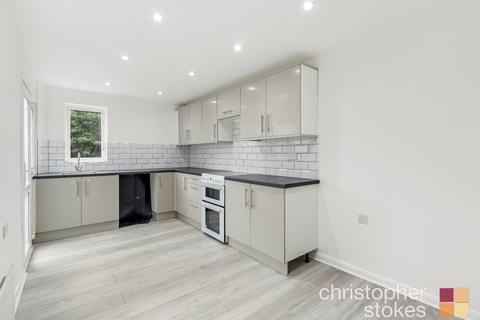 4 bedroom end of terrace house to rent, Lordship Road, Cheshunt, Waltham Cross, Hertfordshire, EN7 5DR