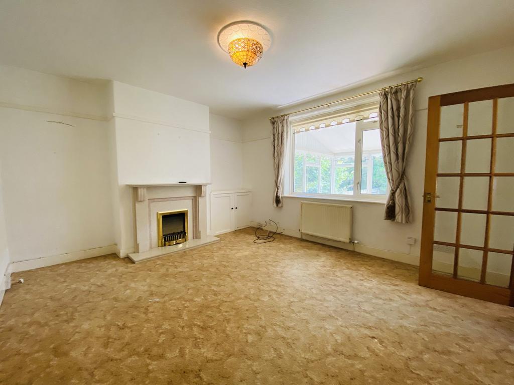 19 Rosemount Street, Dumfries, DG2 7 AF - Braidwood