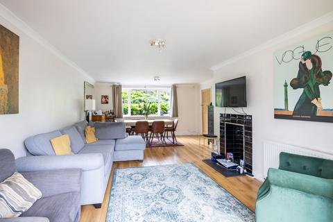28 Wontford Road, Purley, CR8 4BL