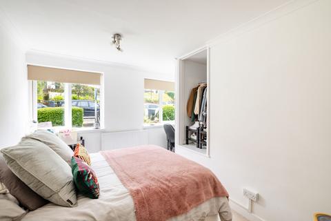 28 Wontford Road, Purley, CR8 4BL