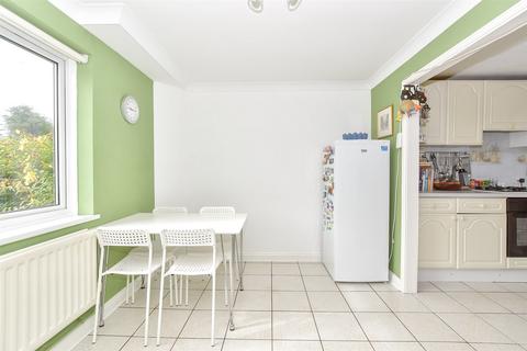 7 Dodd Road, Tonbridge, TN10 4AB