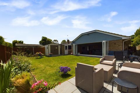 3 bedroom detached bungalow for sale, Tina Gardens, Broadstairs, CT10