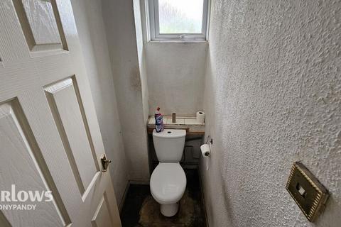 12 Bryngolau, Tonyrefail, Porth, CF39 8HW