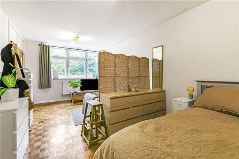 Studio for sale, Carlton Drive, London, SW15