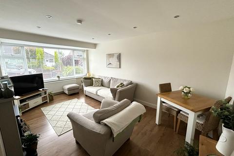 9 Ainsworth Close, Denton, Manchester, M34 2PZ