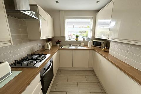 9 Ainsworth Close, Denton, Manchester, M34 2PZ