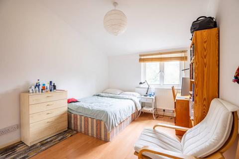 3 bedroom terraced house for sale, Falconer Walk, N7, Finsbury Park, London, N7