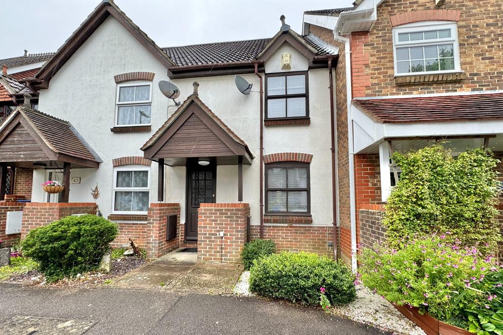 Clydesdale Road, Whiteley 2 bed terraced house for sale £285,000