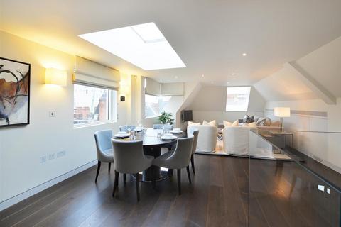 2 bedroom flat to rent, DUKE STREET, London, W1K