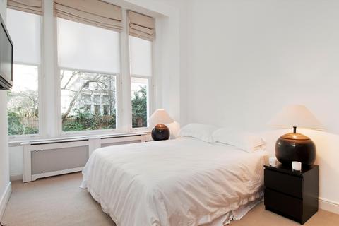 2 bedroom flat to rent, Wetherby Gardens, South Kensington, London, SW5