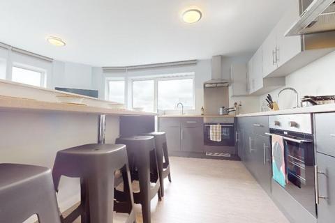 1 bedroom in a flat share to rent, Silver En Suite Plus at Highbury, 201, Isledon Road N7