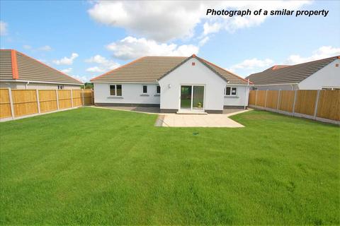 3 bedroom detached bungalow for sale, 14 Fourth Lane, Off Upper Lamphey Road