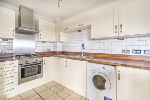 2 bedroom flat for sale, Aylesbury,  Buckinghamshire,  HP19