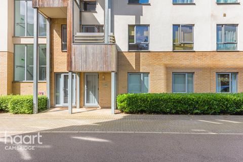 2 bedroom apartment for sale, Glenalmond Avenue, Cambridge