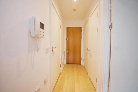 1 bedroom flat for sale, New River Avenue, London, N8