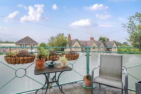 2 bedroom flat for sale, Princes Risborough,  Buckinghamshire,  HP27