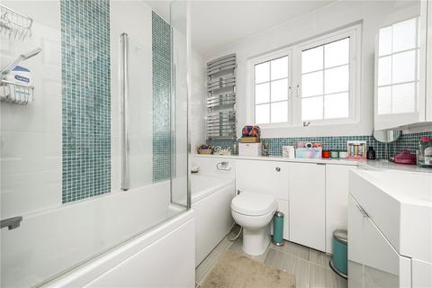 65 The Crescent, New Malden, KT3 3LE