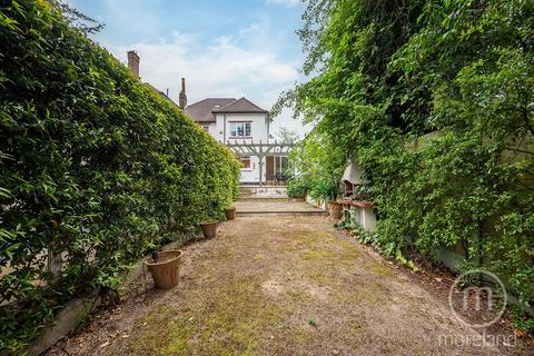 4 bedroom detached house for sale, Beechwood Avenue, London N3