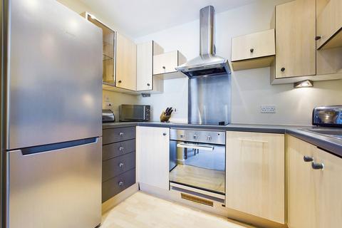 1 bedroom apartment to rent, The Plaza, Swindon SN1